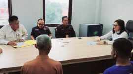 Photo: Suasana Pertemuan Pihak Pelapor Dengan Polres Metro Kabupaten Bekasi