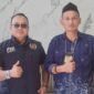 Photo: Ketua PWI Bekasi Raya, Ade Muksin, SH Bersama Pelapor di Polres Metro Kabupaten Bekasi
