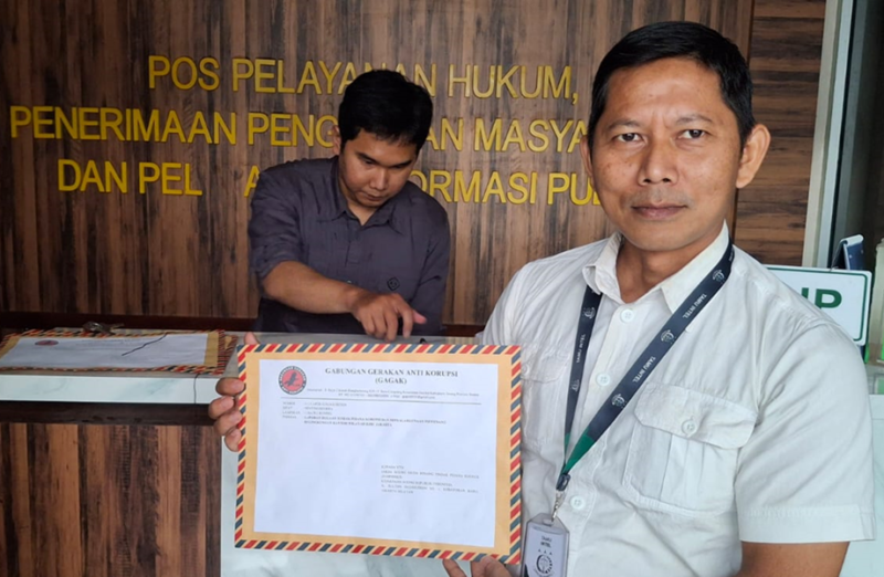 Photo: Sekjen GAGAK Agus Suryaman Saat Melaporkan Kanwil DJBC Jakarta Kepada Jampidsus Kejagung, Selasa (10/3/2026)