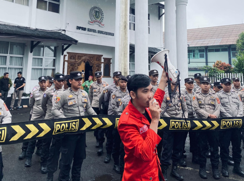 Teks Photo: Aris Gunawan Ketua DPC GMNI Sukabumi