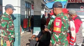 PMI dan TNI Bahu Membahu Evakuasi dan Pengobatan di Papua