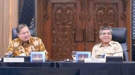 Photo: Menko, Airlangga Hartarto dan Menaker, Yassierli 