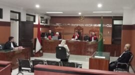 Teks Photo: Terdakwa dokter Silvi Apriani Saat Hadir Di Persidangan