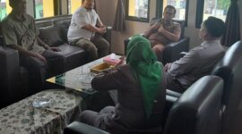 Photo: Manajemen RS. Tiara Bekasi Temui Lurah Kebalen, Andika Journalisanda