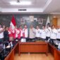 Photo: Wamen Ketenagakerjaan, Afriansyah Noor saat menerima aksi damai Federasi Serikat Pekerja Global Indonesia (F-SPGI) di Kantor Kemnaker, Jakarta, Senin 25 Mei 2026.