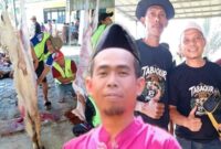 Photo: Ketua RT01 RW 024, Padmono bersama Bendahara, Abdul Rofiq dan Seksi Kerohanian, Amaluddin