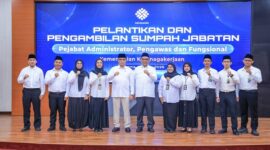 Photo: Menaker Lantik 10 Pejabat