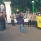Teks Photo: BEM Nusantara Sukabumi Raya Saat Melakukan Aksi Di Depan Gedung Negara Pendopo Kabupaten Sukabumi 