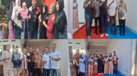 Photo: Plt. Bupati Bekasi, Dr. Asep Surya Atmaja Ditengah Warga Kebalen, Kecamatan Babelan, Kabupaten Bekasi
