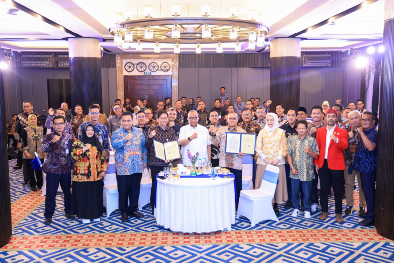 Penandatanganan Perjanjian Kerja Bersama PT. Kereta Api Indonesia (KAI) Persero dan Serikat Pekerja Kereta Api (SPKA) periode 2026–2028 di Jakarta, Jumat 26 Juni 2026)
