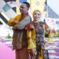 Photo: Plt. Bupati Bekasi, Dr. Asep Surya Atmaja, bersama Nia Yuniawati Asep (Ketua Dewan Kerajinan Nasional Daerah (Dekranasda) Kabupaten Bekasi) 