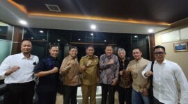 Photo: Plt. Bupati Bekasi Dr. Asep Surya Atmaja Terima Audensi Tim Hukum Merah Putih