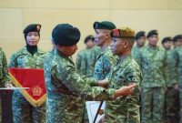 Photo: Kenaikan Pangkat Luar Biasa OMSP Serda Irfan Farhan dan Prada Donni Pinto Harahap di Aula Gatot Soebroto, Mabes TNI, Cilangkap, Jakarta Timur, Kamis 20 Agustus 2026.