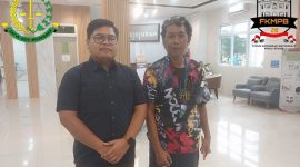 Photo: Ketua FKMPB, Eko Setiawan Saat Menyambangi Kejari Kabupaten Bekasi