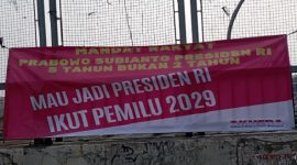 Photo: Sebaran Spanduk Kawal Pemerintahan Prabowo.