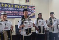 Photo: Nomor urut 1, H. Zaenal Abidin, Nomor urut 2, Dirman, Nomor Urut 3, Asep Supriadi dan Nomor urut 4, Taupik.