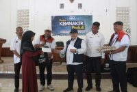 Kemnaker Salurkan Bantuan Gempa di Pulau Flores