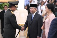 Photo: Panglima TNI Jenderal TNI Agus Subiyanto Hadiri Pelantikan Menteri Keuangan RI, Suahasil Nazara Menggantikan Purbaya Yudhi Sadewa.