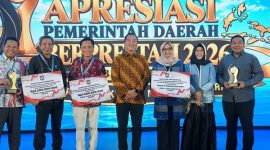 Photo: NTB meraih Terbaik I Kategori Implementasi Program 3 Juta Rumah, Terbaik II Kategori Akses Pendidikan dan Pelayanan Pendidikan serta Terbaik II Kategori Pengolahan Sampah dan Lingkungan Asri. 