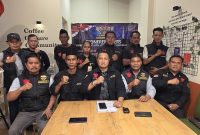 Photo: Ketua Umum LBH Harimau Raya, Dimas Wahyu, SH, Pid. (Depan Tengah)