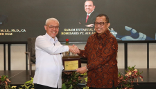 Photo: Sekjen Kemnaker, Cris Kuntadi.