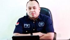 Photo: Ketua PWI Bekasi Raya, Ade Muksin, SH.