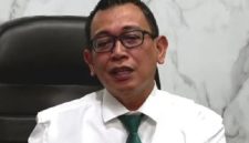 Photo: Kepala Dinas Lingkungan Hidup Kabupaten Bekasi, Syafri Doni Sirait