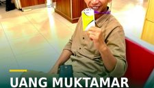 Photo: Laporan resmi dan pengembalian uang ke KPK